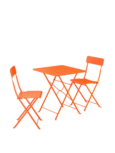 Ikea Sundsö table and 2 folding chairs at Collagerie
