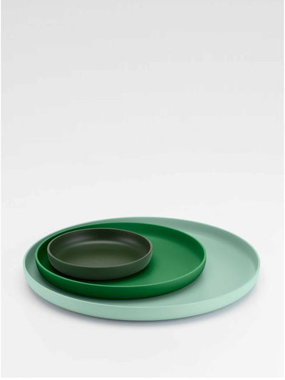 Jasper Morrison x Vitra Green plate set at Collagerie