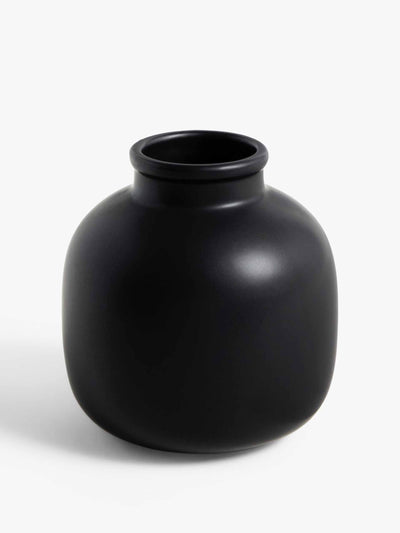 ANYDAY Black clay vase at Collagerie