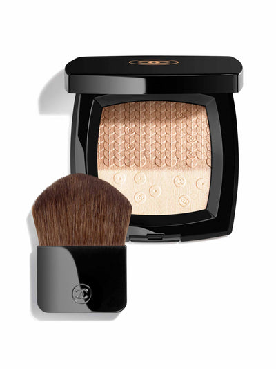Chanel Illuminating powder duo at Collagerie