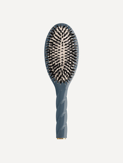 La Bonne Brosse N.02 the essential all purpose brush at Collagerie