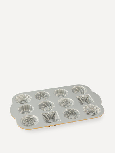 Nordic Ware Bundt charms pan at Collagerie
