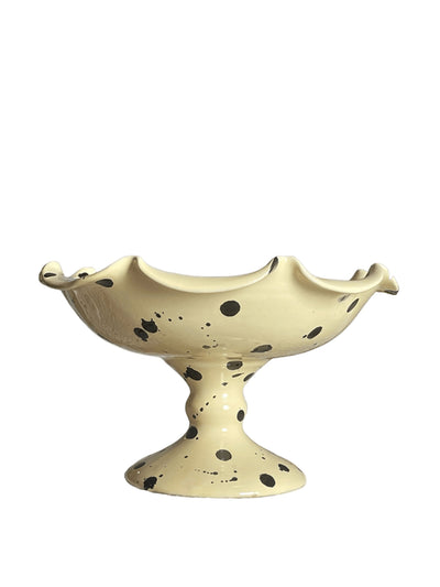 Maison Flâneur The curvy serving bowl with stand at Collagerie