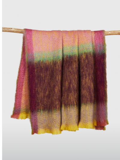 Mantas Ezcaray The Rozco blanket RZ-12 at Collagerie