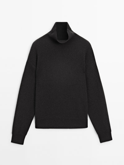 Massimo Dutti 100% cashmere purl knit sweater at Collagerie