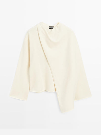 Massimo Dutti 100% wool knit sweater with scarf at Collagerie