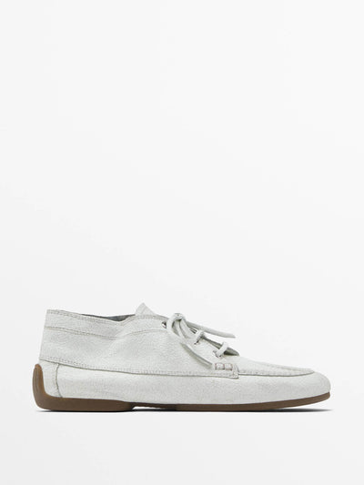 Massimo Dutti Crackled leather boot-style deck shoes at Collagerie