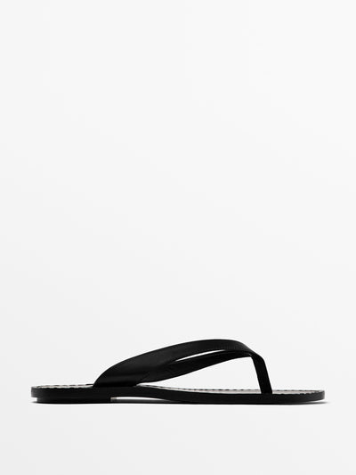 Massimo Dutti Flat leather sandals at Collagerie