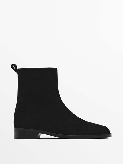 Massimo Dutti Flat split suede ankle boots at Collagerie