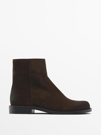 Massimo Dutti Greased split suede flat ankle boots at Collagerie