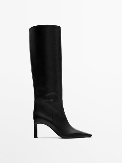 Massimo Dutti Black leather boots with square heel at Collagerie