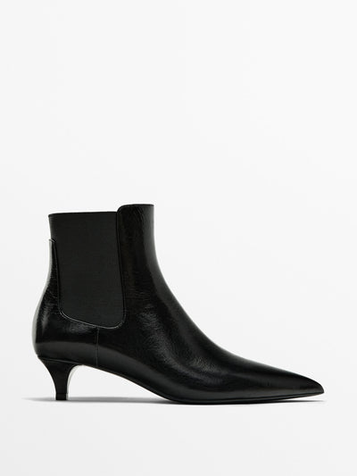 Massimo Dutti Black low-heel ankle boot at Collagerie