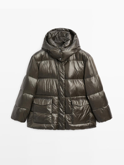 Massimo Dutti Short water-repellent shiny down jacket at Collagerie