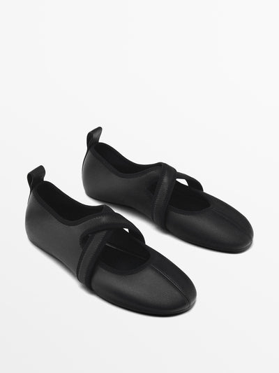 Massimo Dutti Soft crossover ballet flats at Collagerie