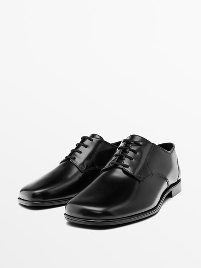 Massimo Dutti Soft leather derby shoes at Collagerie