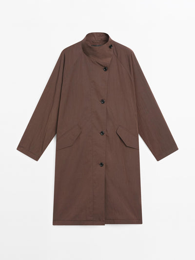 Massimo Dutti Oversize flowing trench coat in water-repellent fabric at Collagerie