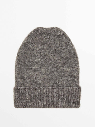 Massimo Dutti Ribbed beanie with turn-up detail at Collagerie