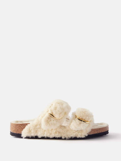 Birkenstock White shearling sandals at Collagerie