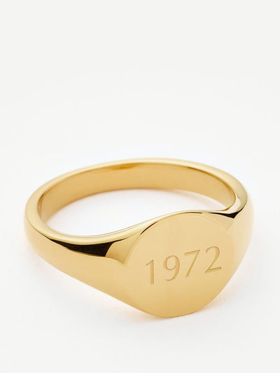 Missoma Engravable round signet ring at Collagerie