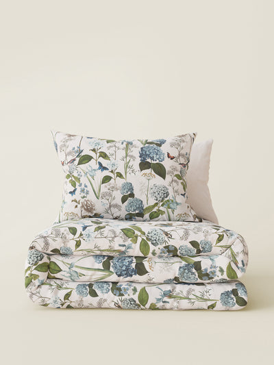 Marks & Spencer Pure cotton floral bedding set at Collagerie