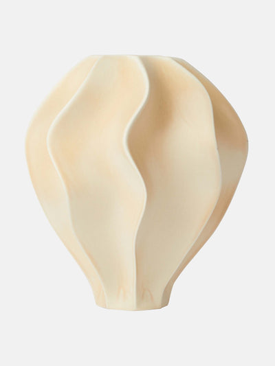 L'Objet Douro porcelain vase at Collagerie