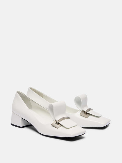 Prada Leather pumps at Collagerie
