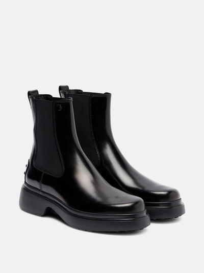 Tod's Leather Chelsea boots at Collagerie