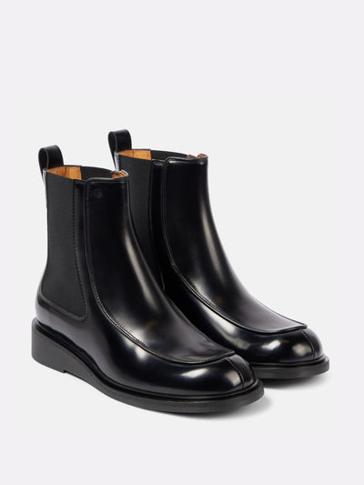 Tod's Leather Chelsea boots at Collagerie