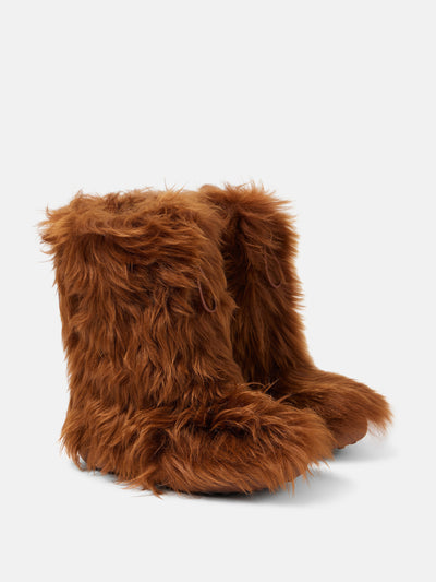 Tod'S Shearling ankle boots at Collagerie