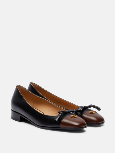 Valentino Garavani Valet Du Roi leather ballet flats at Collagerie