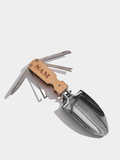 Kikkerland Pocket trowel multi tool at Collagerie
