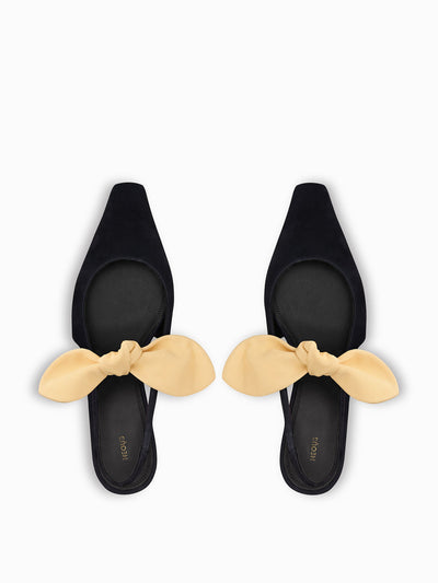 NEOUS Uba pointed shoes at Collagerie