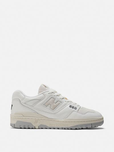 New Balance White with timberwolf and raincloud 550 trainers at Collagerie