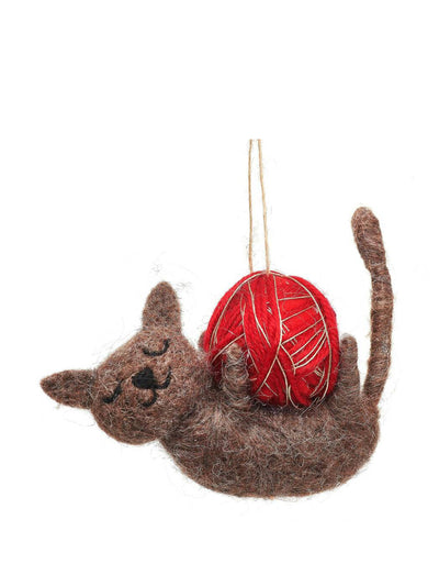 Lola & Alice Cat with a ball of yarn felt decoration at Collagerie