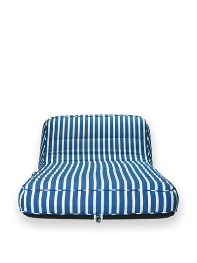 Oliver James Lilos Single regatta pool float at Collagerie