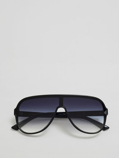 East Village Suckerpunch Sunglasses in black at Collagerie