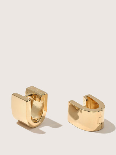 Otiumberg Chunky square huggie earrings at Collagerie