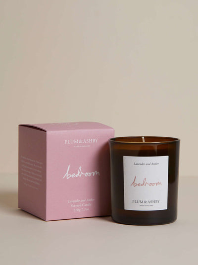 Plum & Ashby Bedroom candle at Collagerie