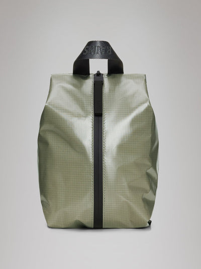 Rains Sibu wash bag at Collagerie