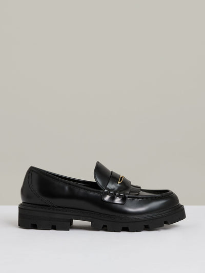 Reiss Lianna leather fringed chunky penny loafers in black at Collagerie