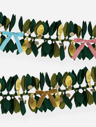 The Blue Béret Paper foliage garland at Collagerie