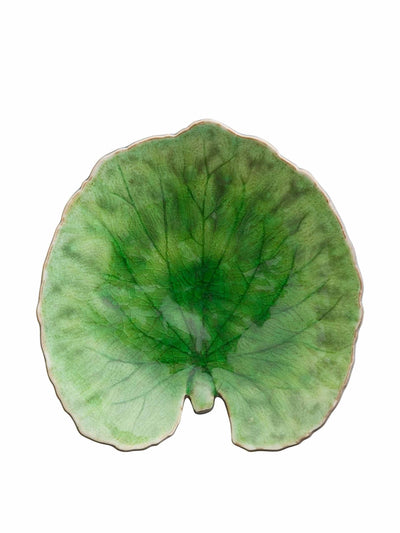 Rosie Loves Costa Nova Riviera tomate alchemille leaf plate at Collagerie