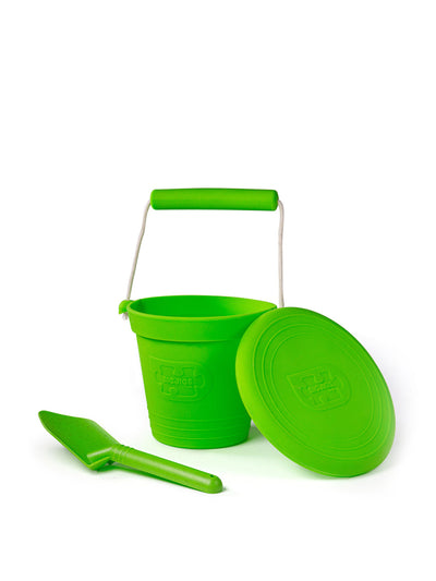 Big Jigs Green bucket, flyer and spade kit at Collagerie