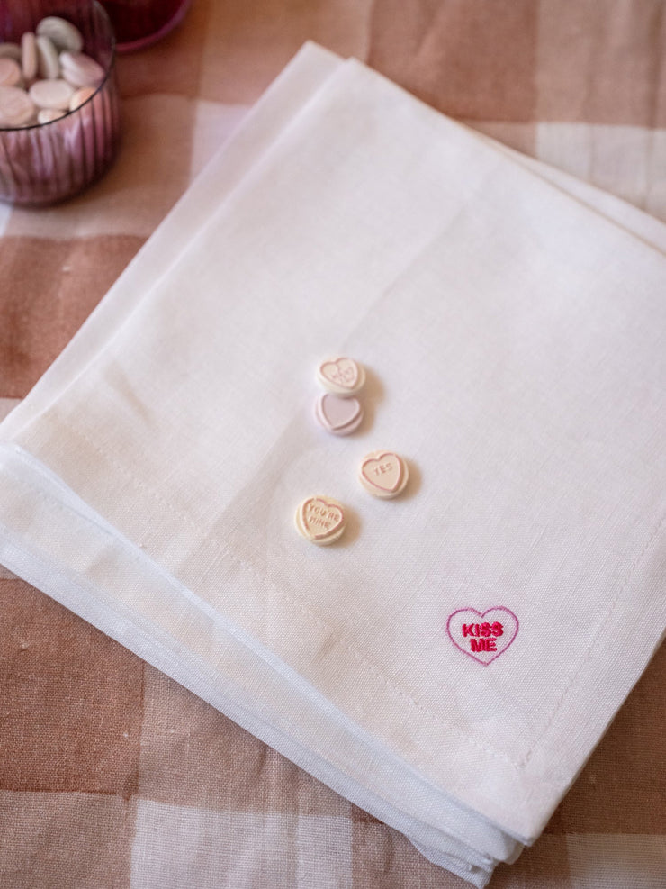 Embroidered sweetheart candy napkins, set of 4
