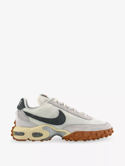 Nike Air max waffle suede and mesh low-top trainers at Collagerie