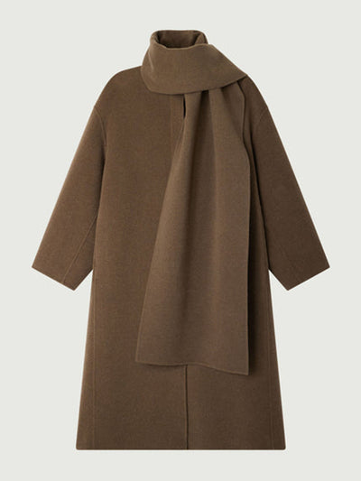 Soeur Finn coat at Collagerie