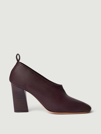 Soeur Thea pumps at Collagerie