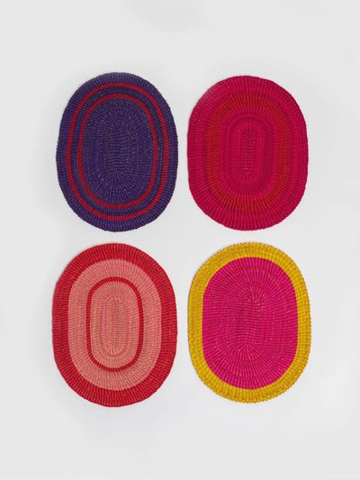 Table-table Bongo placemats (set of 4) at Collagerie