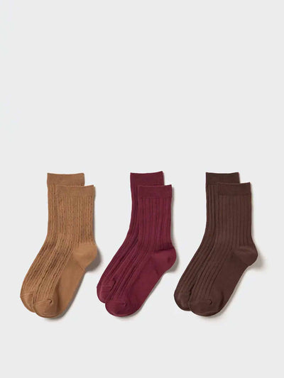 Uniqlo Crew cable socks (set of 3) at Collagerie