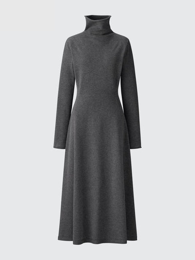 Uniqlo : C Smooth soufflé flared dress at Collagerie